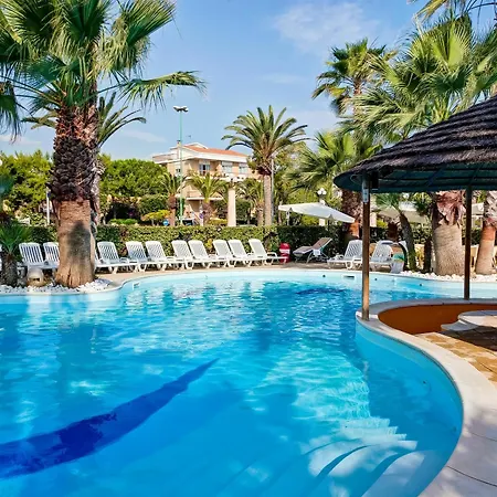 Szálloda Europa Village 4*