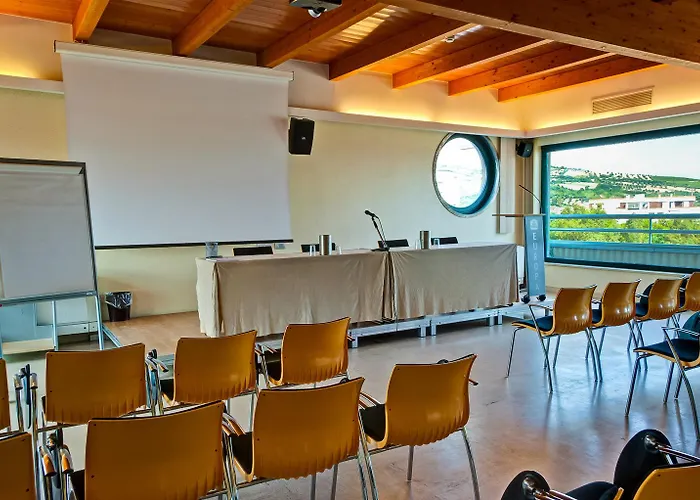 Europa Village מלון