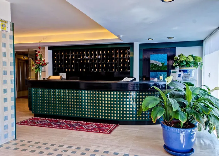 Europa Village מלון 4*