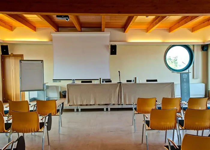 Europa Village מלון