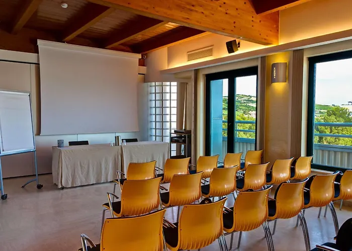 Europa Village מלון