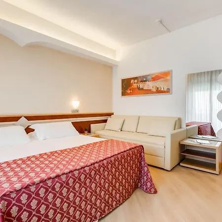 Europa Village 4*