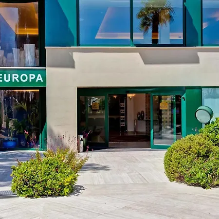 Europa Village Hotel 4*