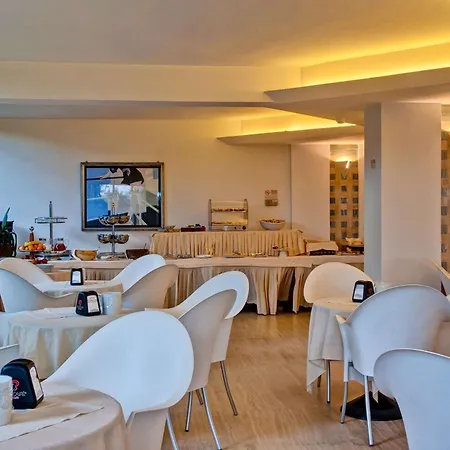 Europa Village فندق جوليانوفا