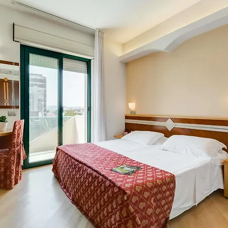 Hotel Europa Village 4*