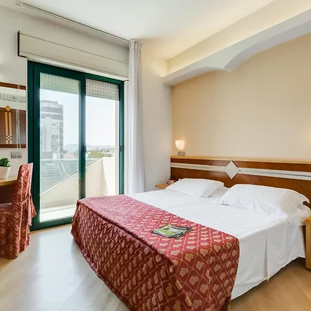 Hotel Europa Village 4*