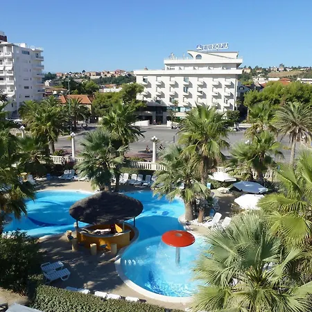 Europa Village Hotel 4*