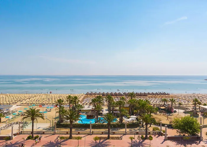 Отель Europa Village 4*