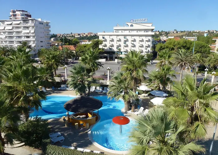 Europa Village Отель 4*