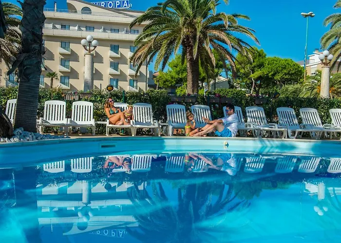 Europa Village Отель 4*